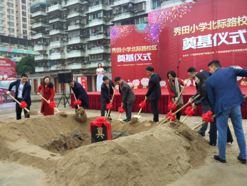 ‘爱游戏体育’“钢琴魔术师”杜泰航合肥多媒体钢琴音乐会11月来袭(图)(图2) 爱游戏官网